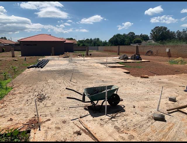 1,000M² VACANT LAND FOR SALE IN HENLEY ON KLIP